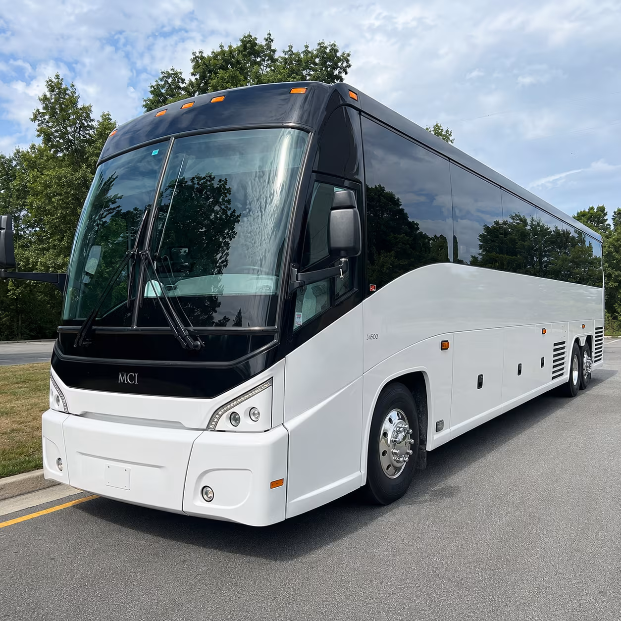 find exactly the right bus for white river amphitheatre concerts
