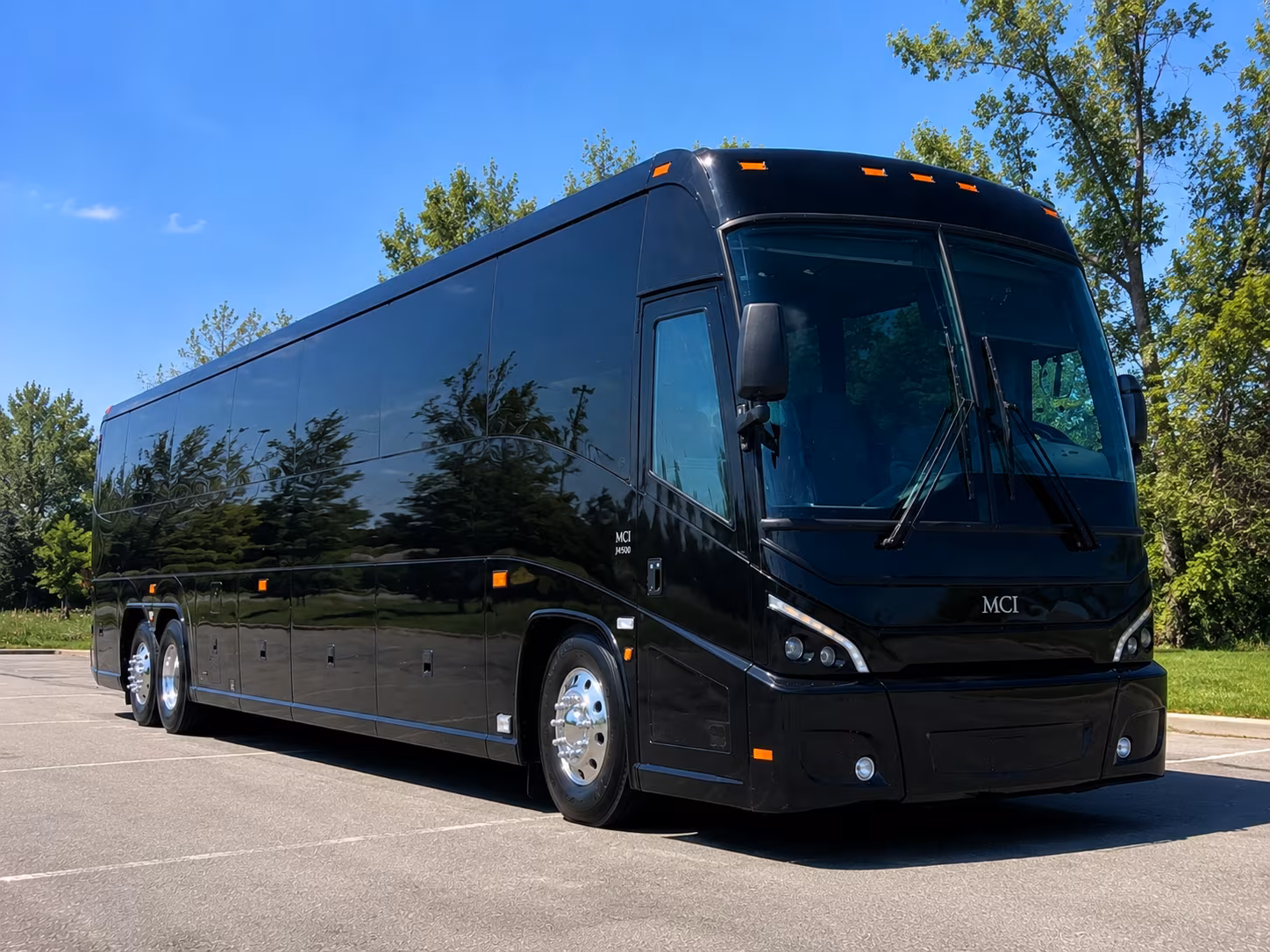 we help you compare wine tour buses for harvest season summer concerts and every weekend in between